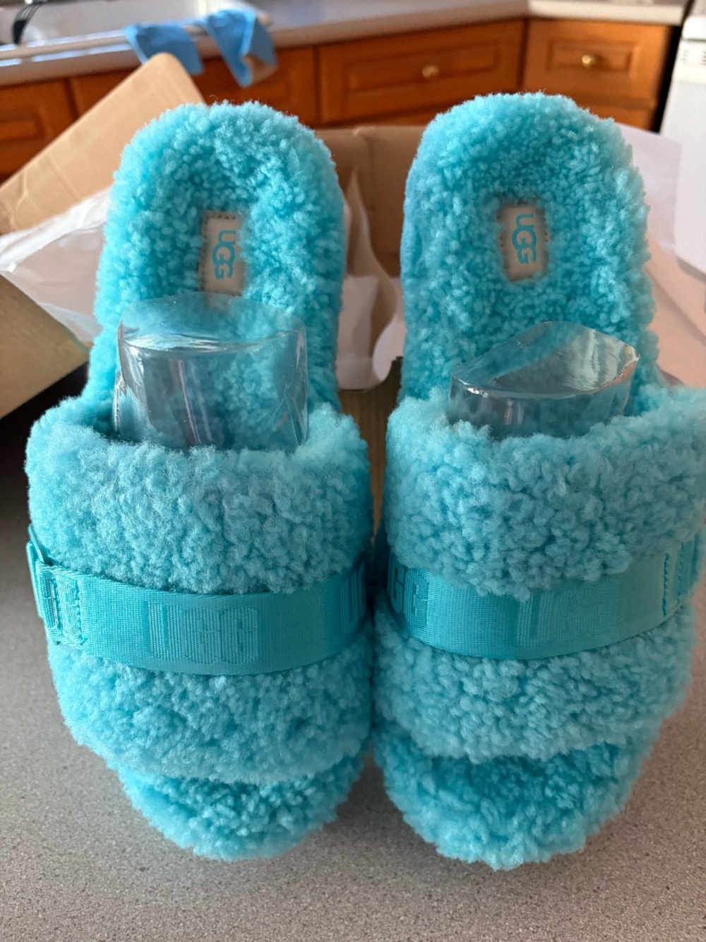 UGG Fluffita Slippers in Blue